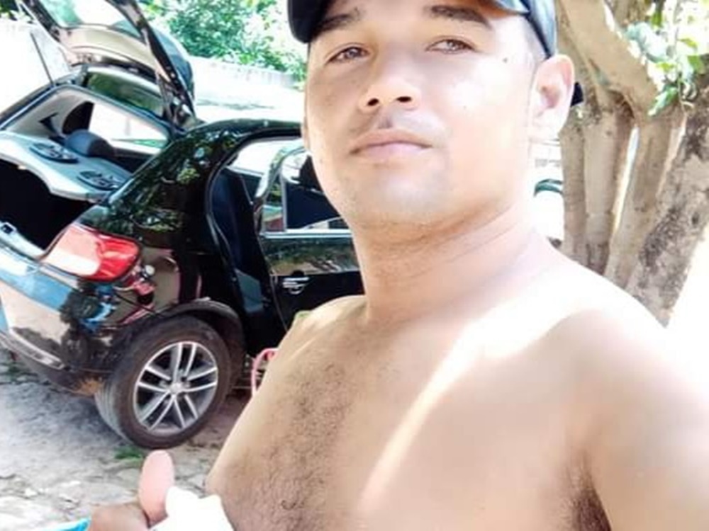 Jovem De Anos Morto A Tiros Dentro De Bar Em Piripiri Portal Az