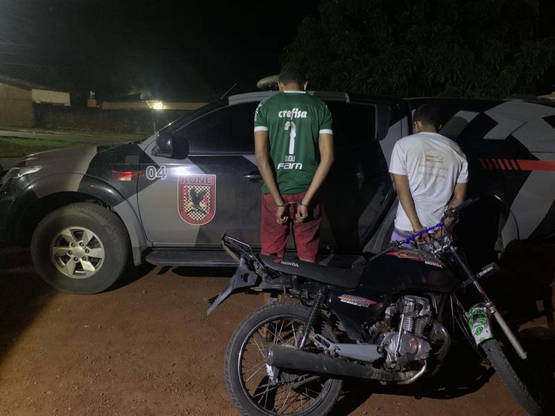 Homem é preso depois de empinar moto na frente da polícia Portal AZ