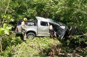 Motorista perde controle de veículo e capota no interior do Piauí (Foto: -)
