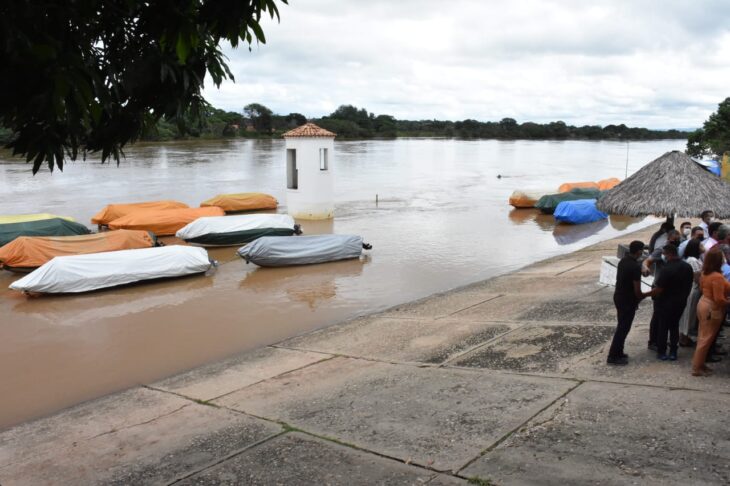 Rio Parnaíba atinge nível de alerta nas cidades de Floriano e Luzilândia
