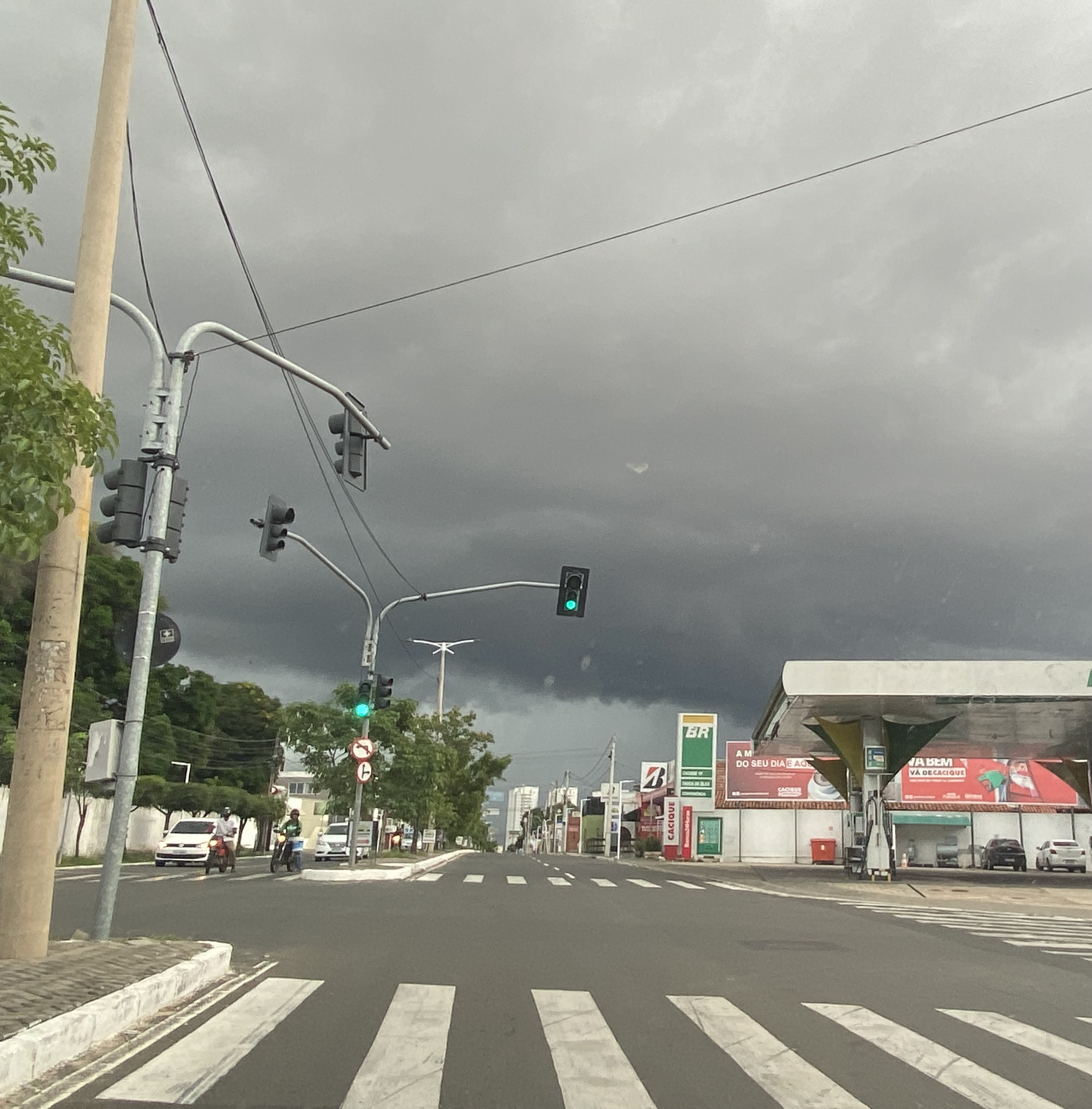Cidades piauienses recebem alerta de chuvas com 100 mm hoje, diz Inmet