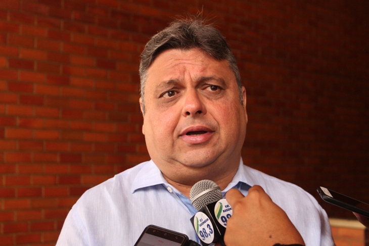 Júlio Arcoverde pede que TCE barre licitação de R$ 112 milhões suspeita de superfaturamento