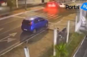 Acidente com carro de luxo deixa uma pessoa ferida na zona Leste de Teresina (Foto: Portal AZ)