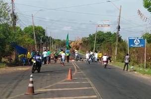 Bolsonaristas interditam trecho da BR 316 (Foto: Reprodução/redes sociais)