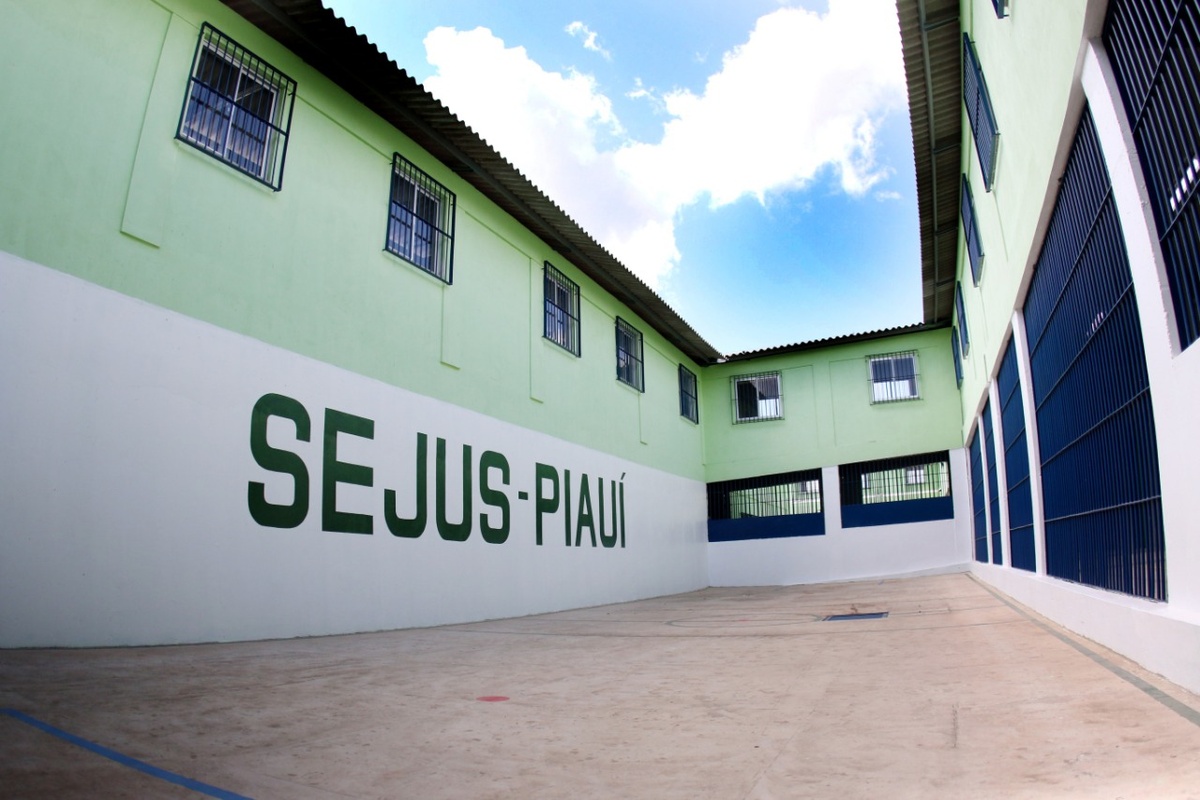 Detentos fogem da Cadeia Pública de Altos durante madrugada