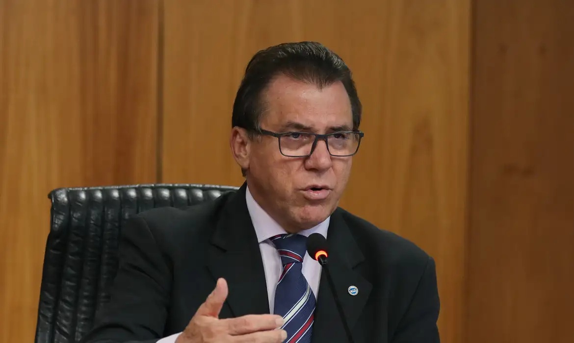 trabalhadores po aplicativos