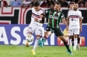 Jadson foi autor de assistência para o gol de Pipico no Santa Cruz (Foto: Foto: Rafael Vieira/DP)