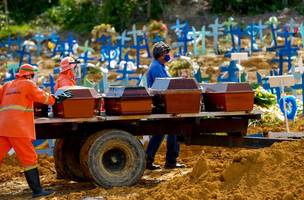 Brasil registra marca de 700 mil mortes por covid-19 (Foto: Alex Pazuello/Semcom/Prefeitura de Manaus)