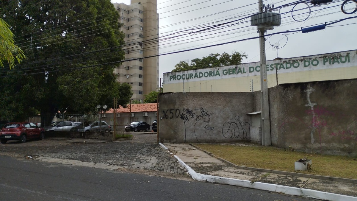 Governo leiloa imóvel do "maior devedor do fisco", mas esconde o nome dele