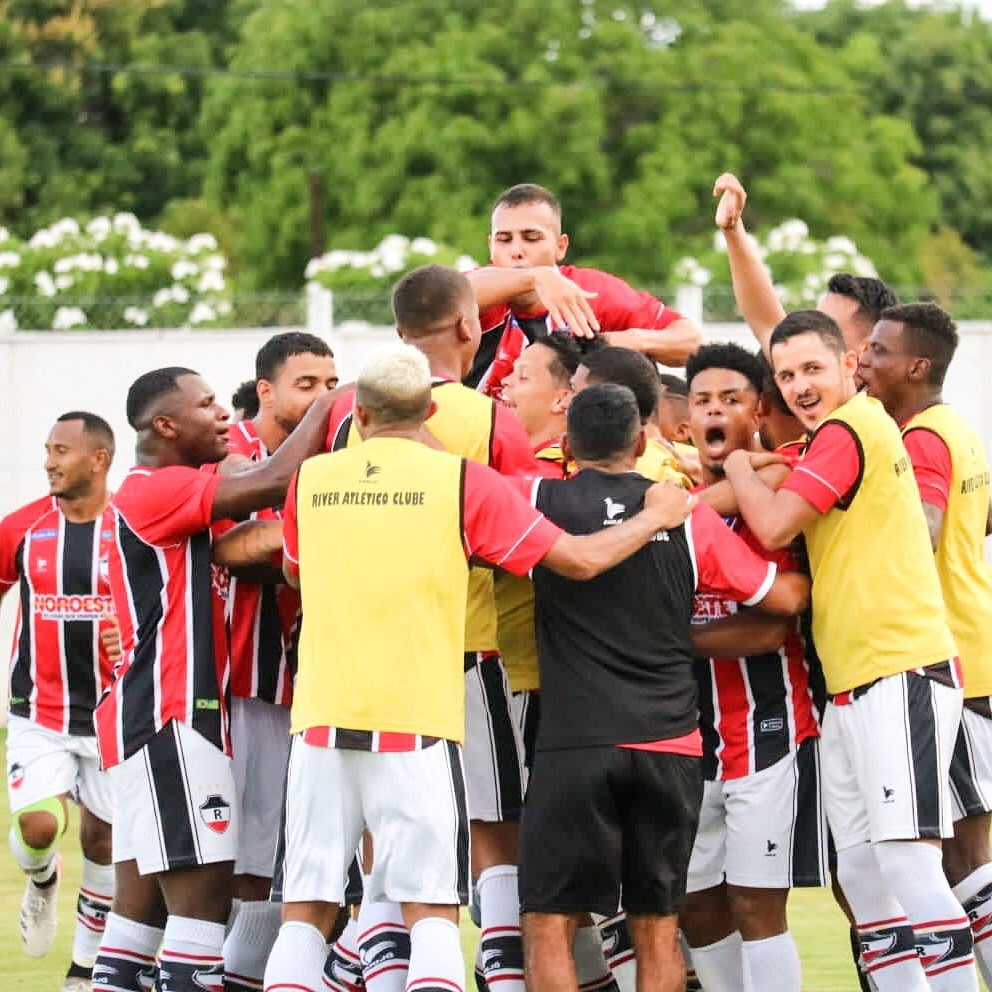 PIAUIENSE: Fluminense bate River no primeiro jogo da final