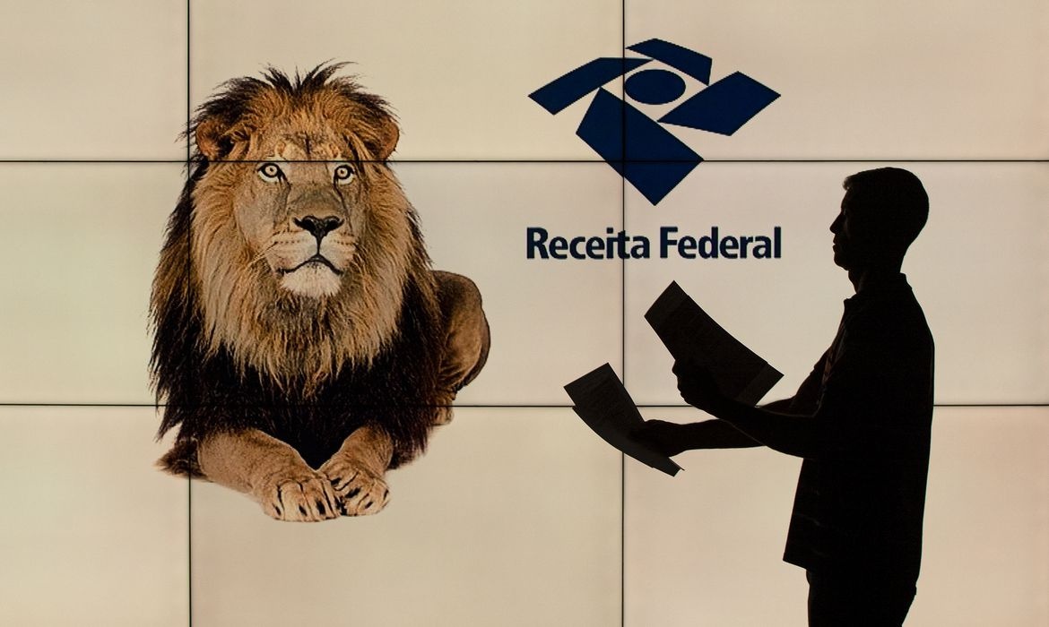 como declarar