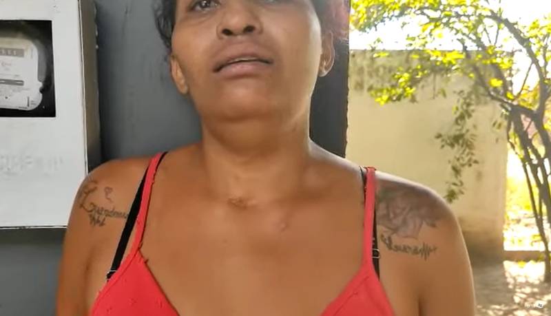 Mulher Mata O Marido Na Frente Da Filha E Se Entrega Pol Cia Em