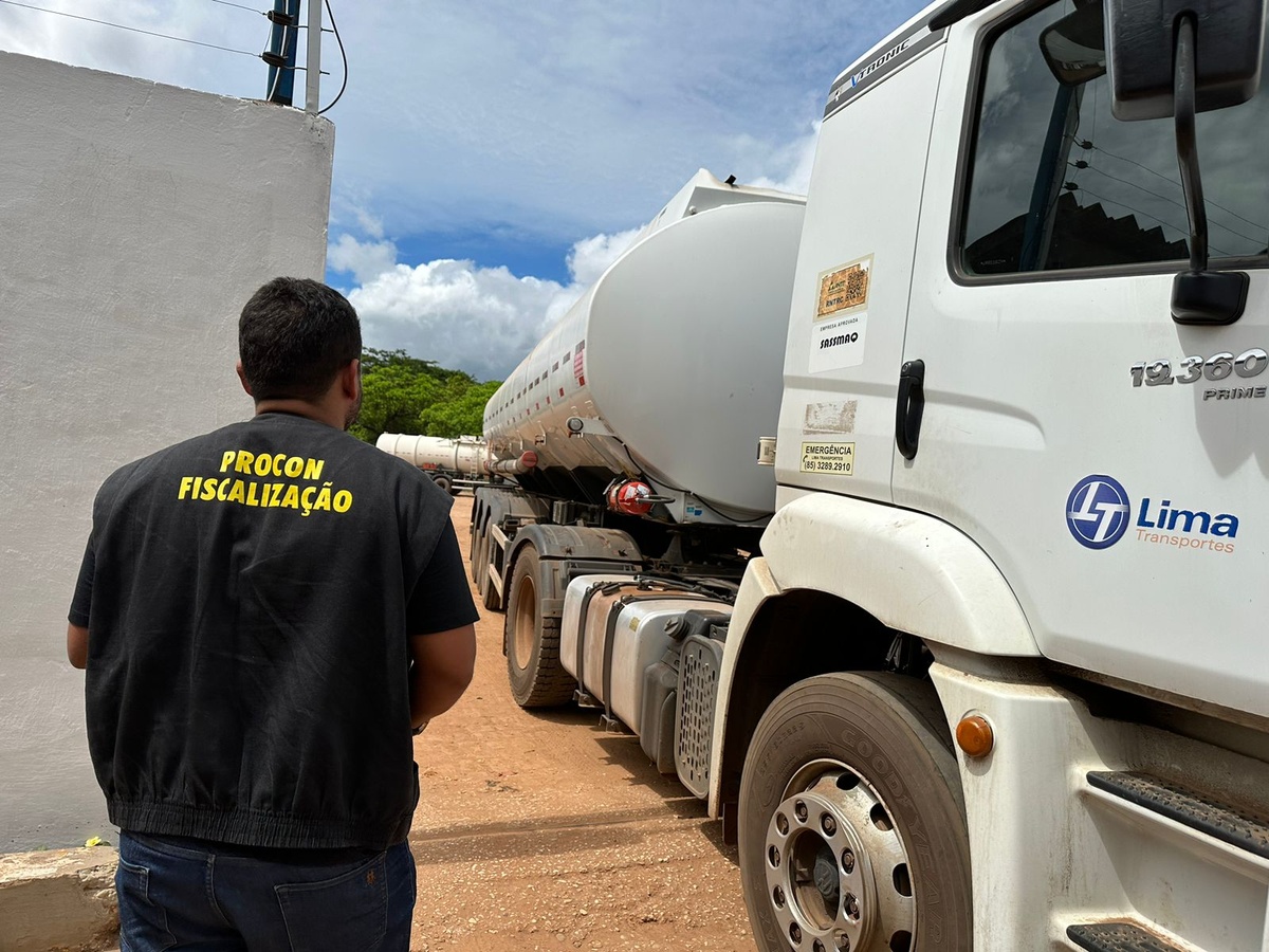 Procon realiza fiscalização em petrolíferas