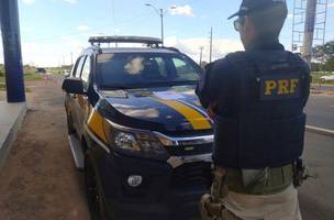 Caminhoneiro é autuado por portar anfetaminas em Teresina (Foto: PRF/Divulgação)