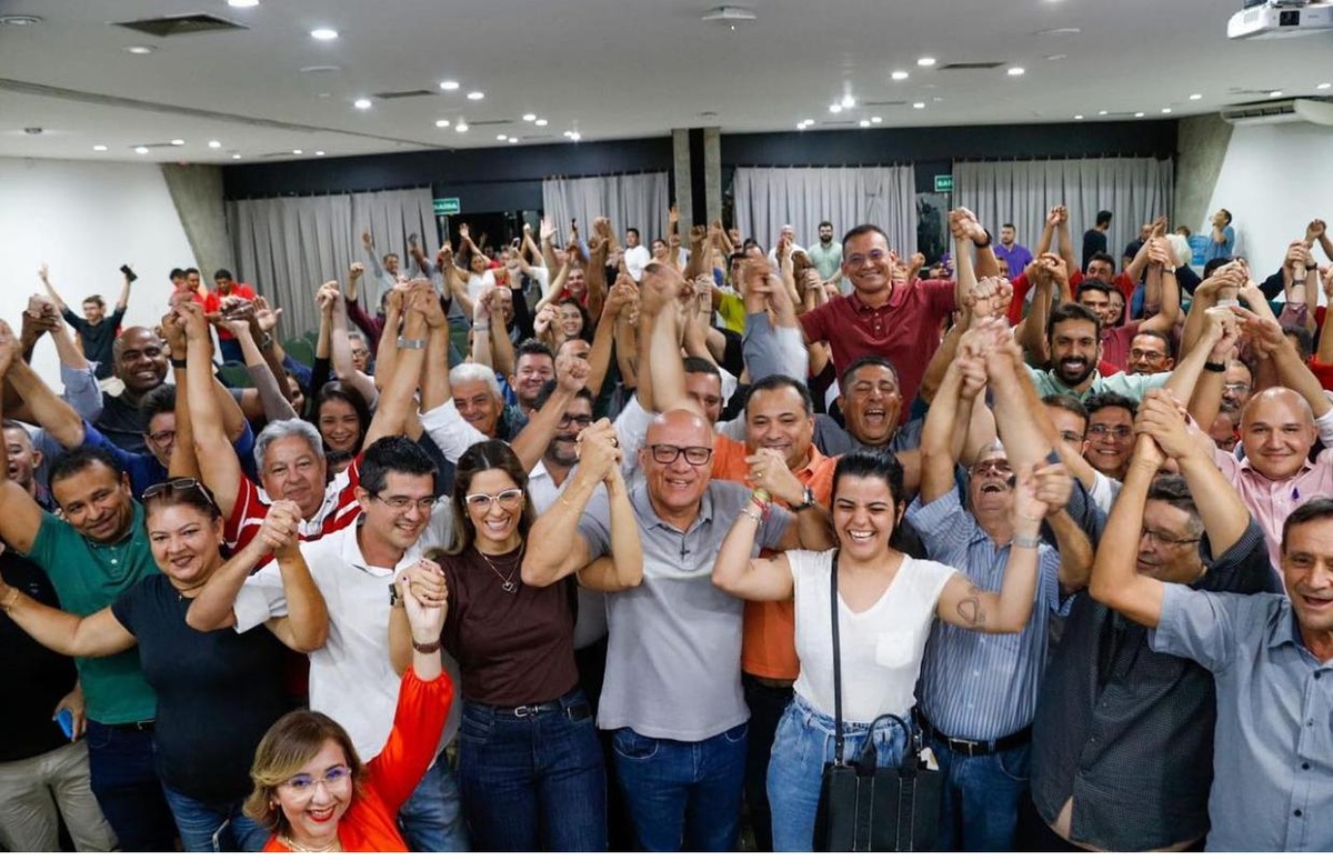 Dom Juarez entre Fábio Novo e Rafael Fonteles, no Vaticano