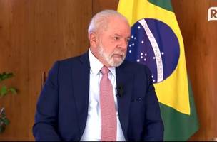 Lula comentou sobre a participação de partido do Centrão no seu governo (Foto: Reprodução/ RecordTV)