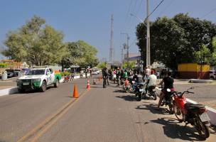 A ação recuperou veículos e prendeu pessoas com mandados em aberto (Foto: SSP-PI)