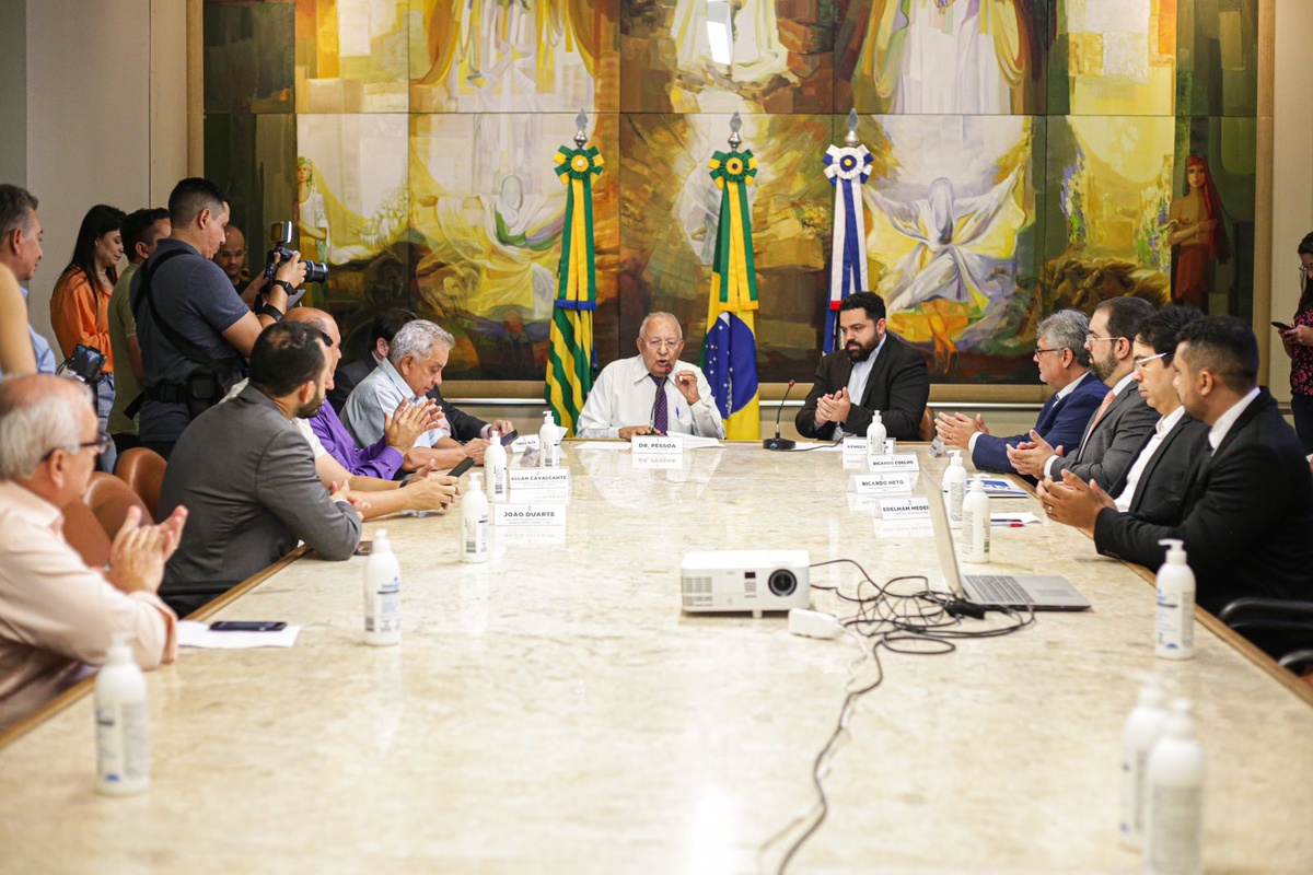 Reunião de lançamento do concurso IPMT