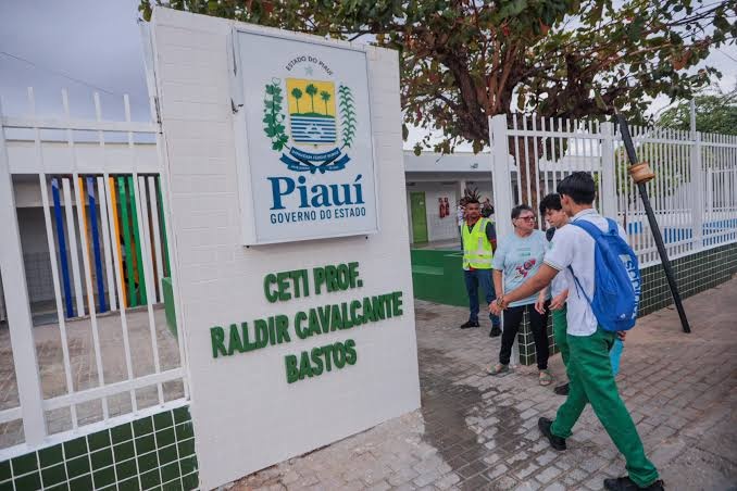 CETI Prof. Raldir Cavalcante Bastos