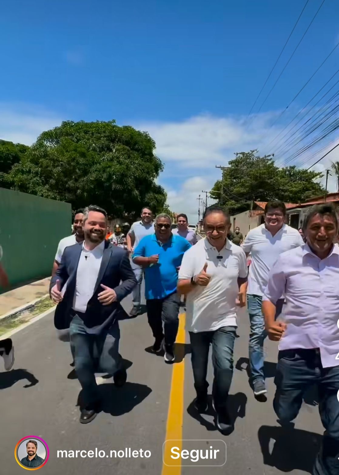 Corrida dos anônimos. O secretário de Governo imitando o governador, na ausência de Rafael. Essa alma quer voto