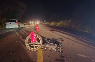 Motociclista fica gravemente ferido em acidente com carro na BR-343, em Teresina (Foto: PRF)
