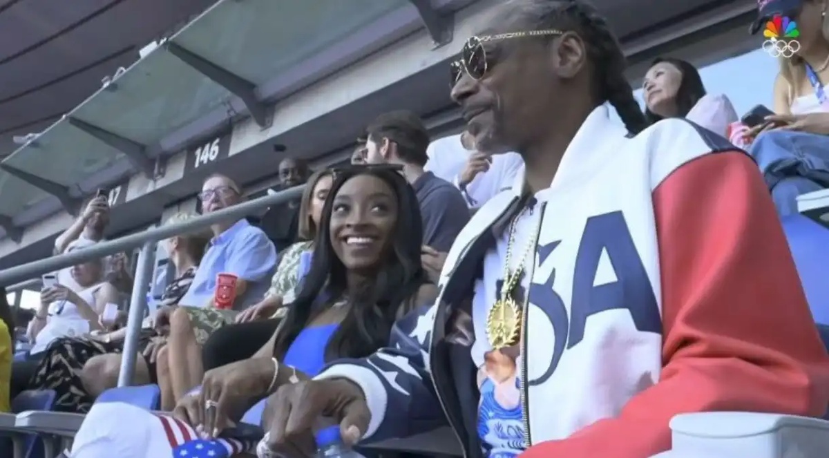 Simone Biles e Snoop Dogg assistem prova de atletismo juntos | Portal AZ