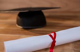 Diploma (Foto: Freepik)