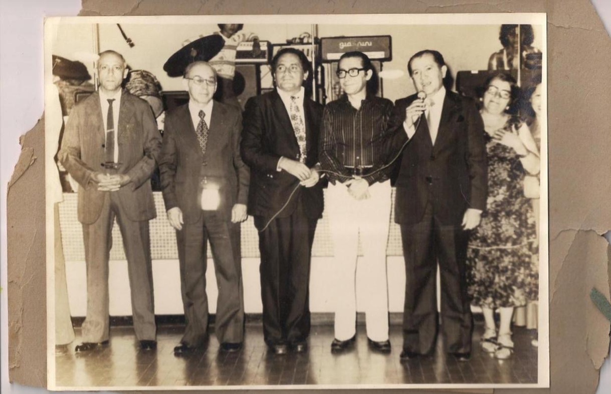 Essa foto com ilustres figuras do passado em Parnaíba provoca saudades