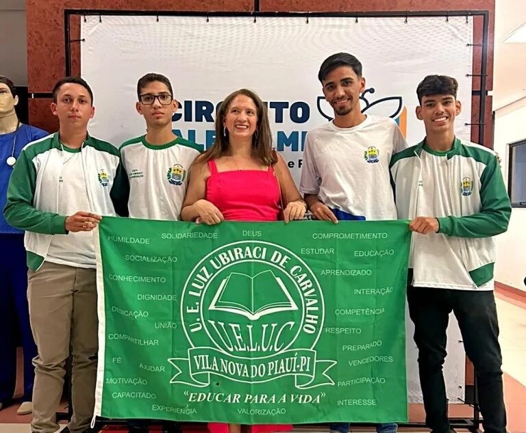 Estudantes de Vila Nova do Piauí criam app sobre Programa Pé-de-Meia com IA e educação financeira