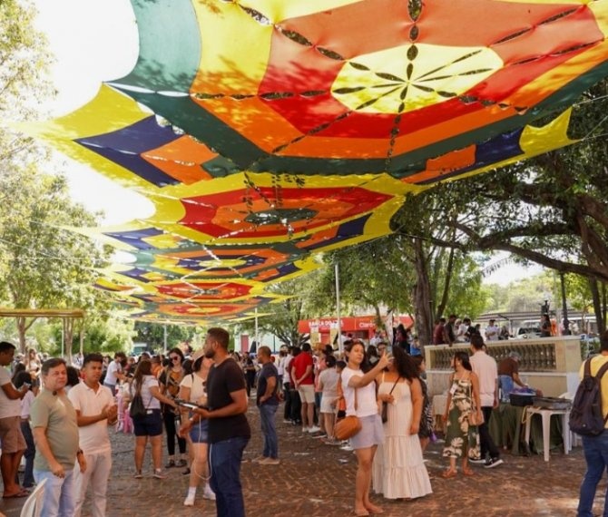Feira na Praça