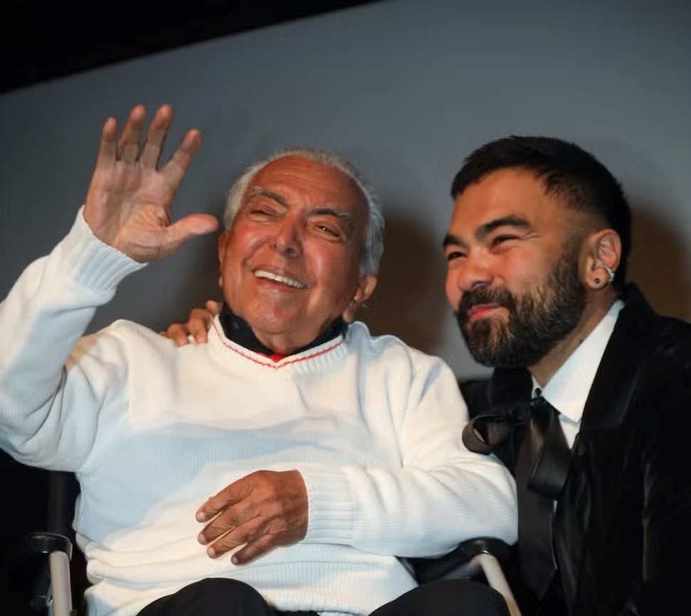 Maurício de Sousa e Mauro Sousa, que interpreta o pai, Mauricio de Sousa, na cinebiografia