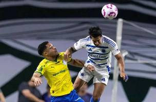 Palmeiras e Cruzeiro em campo pela 30ª rodada do Brasileirão (Foto: Reprodução/SBT Sport)