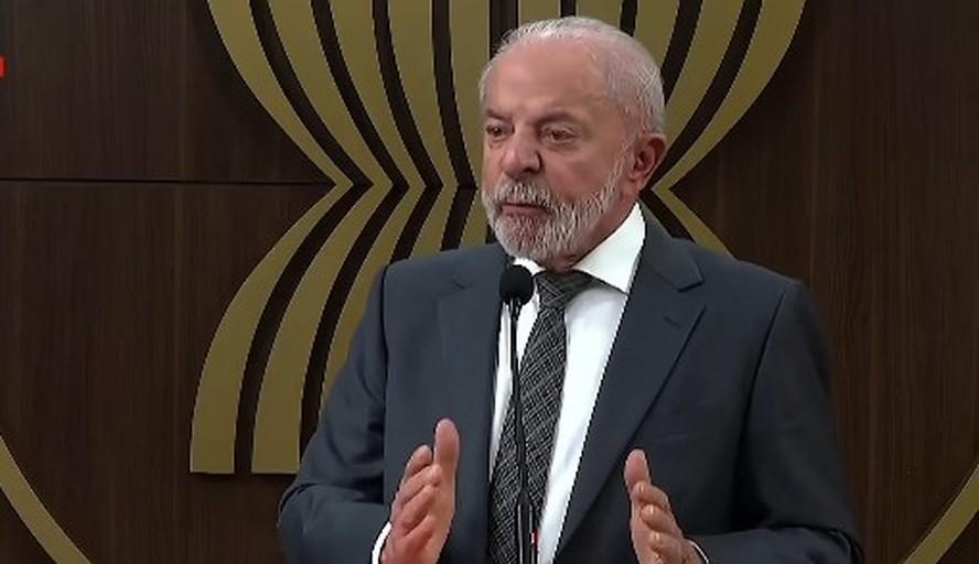Presidente Lula fala à imprensa na última coletiva na Indonésia