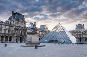 Roubo no museu do Louvre (Foto: Getty images)