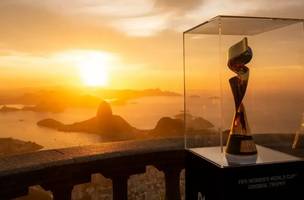 Taça da Copa do Mundo Feminina (Foto: Thais Magalhães/CBF)