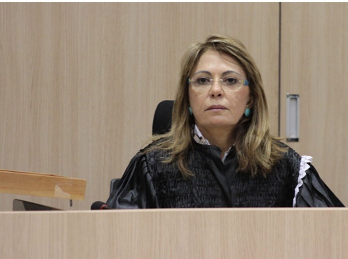 Conselheira Lilian Martins - TCE-PI
