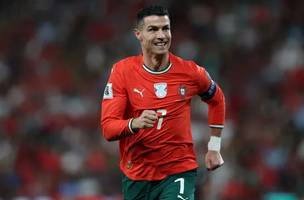 Cristiano Ronaldo: atleta marcou mais de 950 gols em sua carreira  ( Image Photo Agency/Getty Images) (Foto: Divulgação)