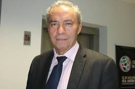 lança artigo (Foto: Des Dourado)