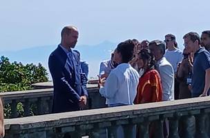Príncipe William visita o Cristo Redentor com finalistas do 'Oscar da sustentabilidade' (Foto: Agência O Globo)