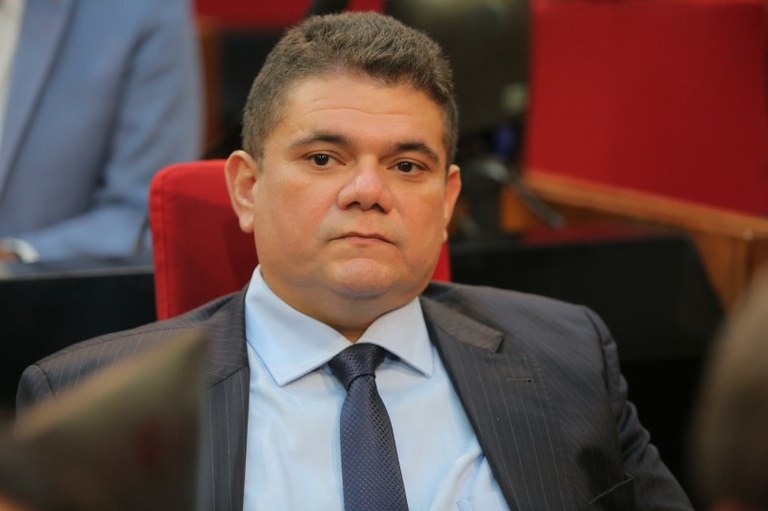 Fábio Xavier, secretário na Seagro, onde projeto urbano de R$ 2,1 milhões levanta questionamentos sobre prioridade de investimento.