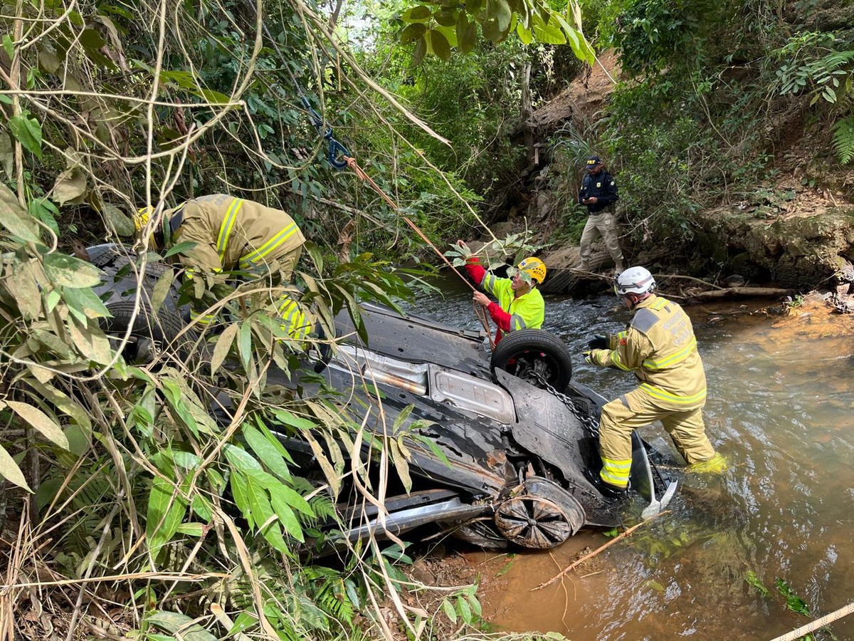 Família piauiense morre em acidente na BR-050, em Goiás