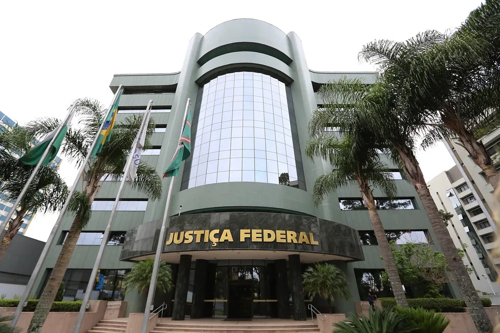 Operação cumpre mandados na 13ª Vara Federal de Curitiba