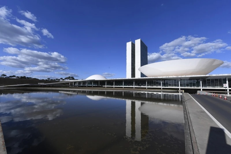 Universidades federais terão corte de R$ 488 milhões no orçamento de 2026