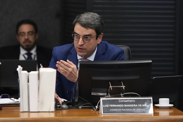 1ª Sessão Extraordinária do CNJ em 2025, conselheiro Luiz Fernando Bandeira.