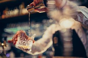 consumo exagerado de álcool pode causar lesões cerebrais (Foto: Reprodução)