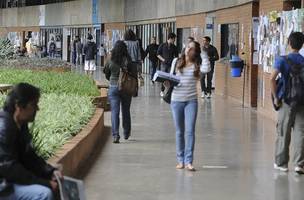 Programas de incentivo financeiro têm como meta a permanência de alunos em cursos de formação. (Foto: Reprodução | UNB)