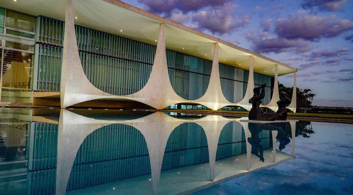 Palácio da Alvorada, em Brasília, presidência da República, governo federal• Rafa Neddermeyer/Agência Brasil