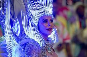 Paolla Oliveira se emocionou durante seu desfile de despedida Grande Rio no Carnaval carioca• Imagem: Eduardo Hollanda (Foto: • Imagem: Eduardo Hollanda)