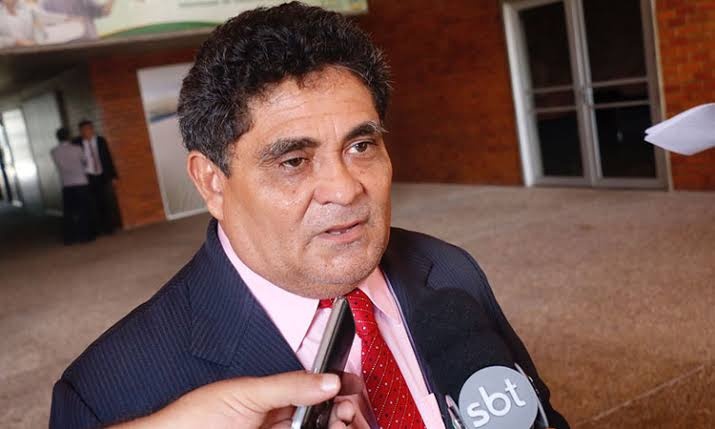 Ex-vereador Cícero Magalhães, dois anos depois, pega uma boquinha na nau de Rafael.