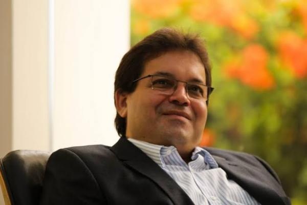 Advogado Álvaro Mota - cadeira na APLJ